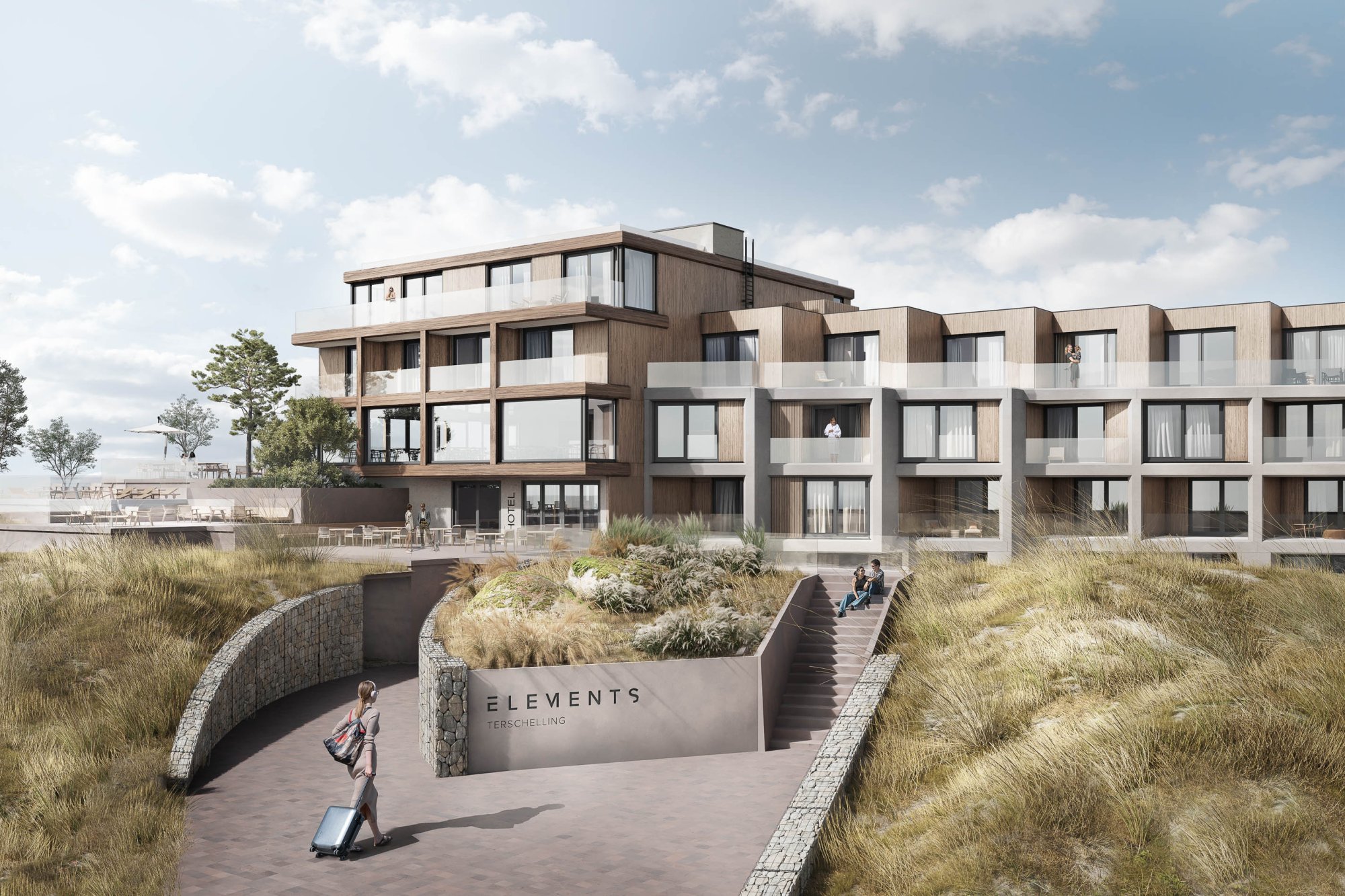 Luxe appartementen en hotelkamers van Elements Terschelling aan de duinrand, met moderne, natuurlijke architectuur en uitzicht op het strand. Een gast arriveert bij de entree, omgeven door helmgras en kustlandschap.