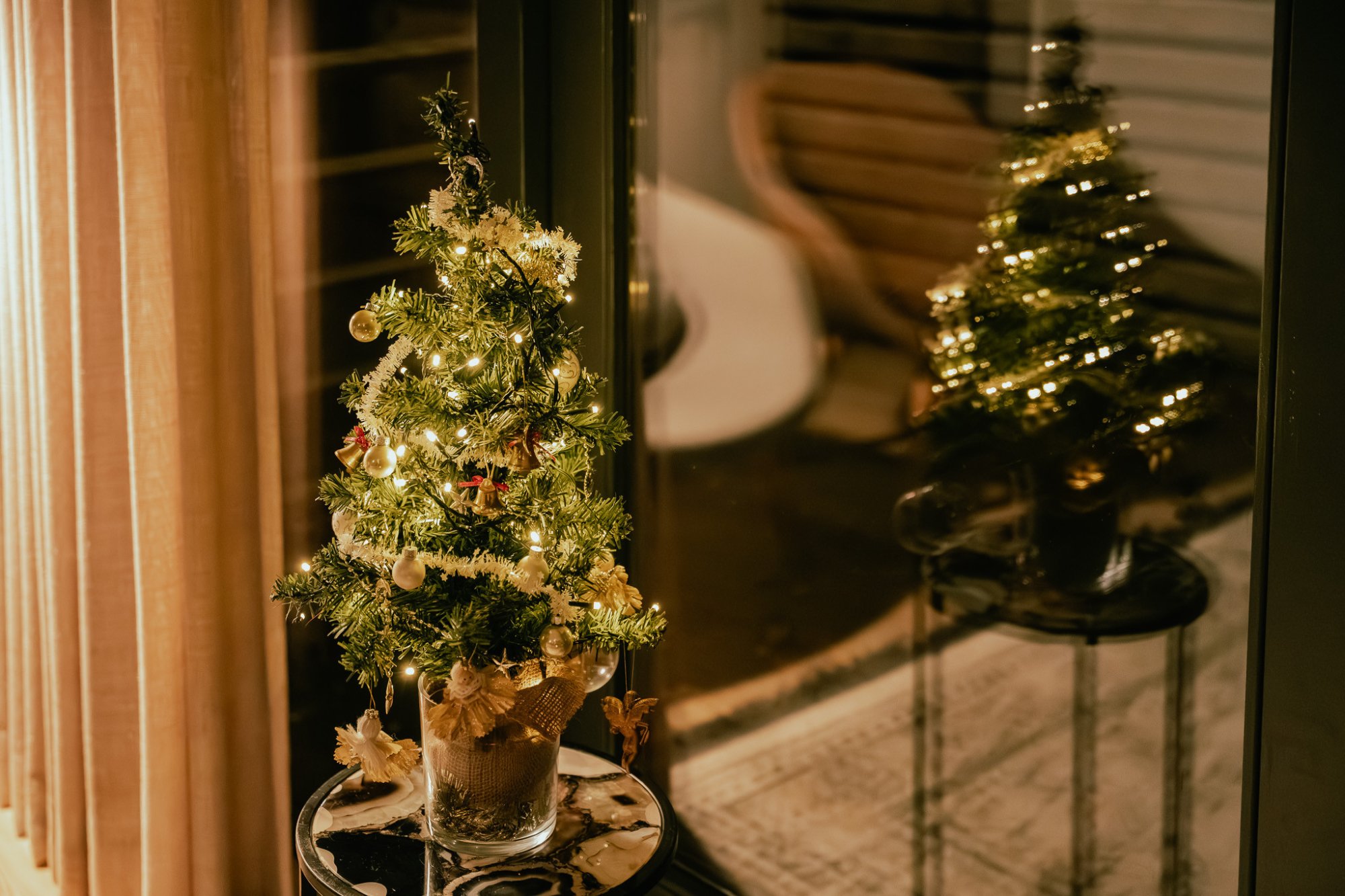 Knusse kerstsfeer in een vakantiehuis van Dutchen.