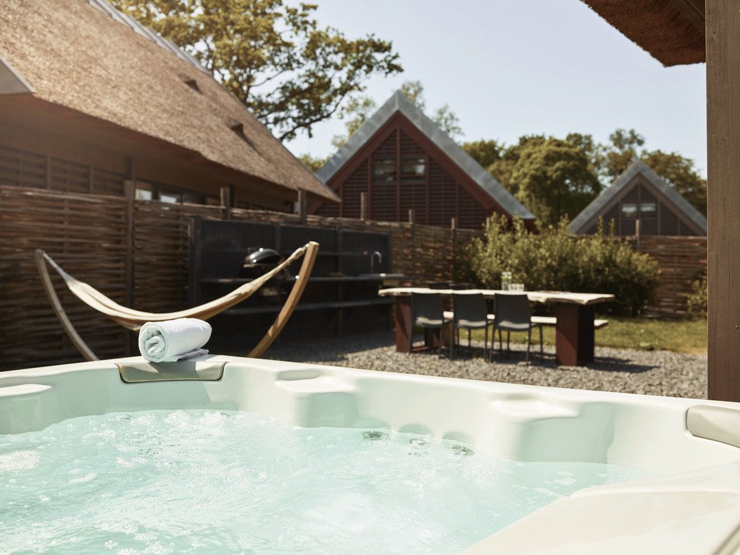 Wellness weekend bij Dutchen met privé sauna en hottub in de natuur.